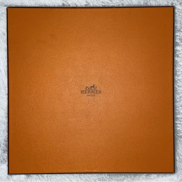 Hermes - Picture 9 of 10